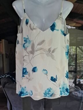 Reversable Floral V-Neck Cami Top - Teal Blue on Cream